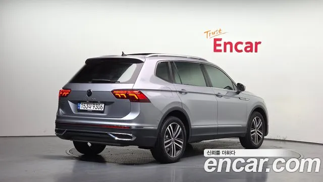 2023 Volkswagen Tiguan Allspace 2.0 TSI Prestige Sold VIN WVGZZZ5N3PM019484 – interior seats