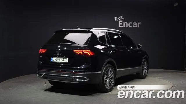 2023 Volkswagen Tiguan Allspace 2.0 TSI Prestige Sold VIN WVGZZZ5N4PM046080 – side profile 2023 Volkswagen Tiguan Allspace 2.0 TSI Prestige Sold VIN WVGZZZ5N4PM046080 – side profile