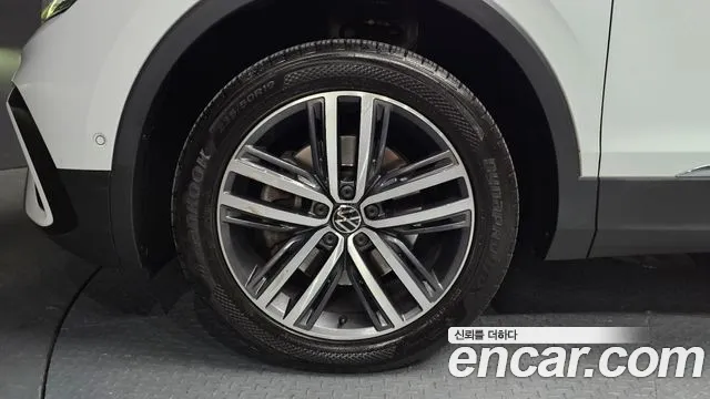 2023 Volkswagen Tiguan Allspace 2.0 Tsi Prestige Sold VIN WVGZZZ5N5PM003125 – front exterior