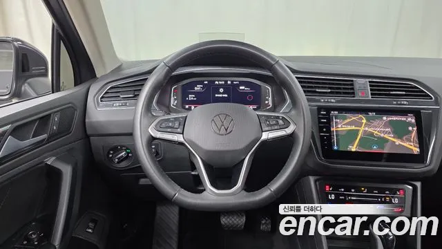 2023 Volkswagen Tiguan 2nd Gen 2.0 TDI Prestige Sold VIN WVGZZZ5N6PW052158 – interior seats 2023 Volkswagen Tiguan 2nd Gen 2.0 TDI Prestige Sold VIN WVGZZZ5N6PW052158 – interior seats