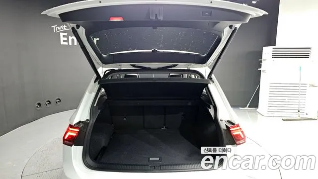 2023 Volkswagen Tiguan 2nd Gen 2.0 TDI Prestige Sold VIN WVGZZZ5N6PW078601 – rear exterior