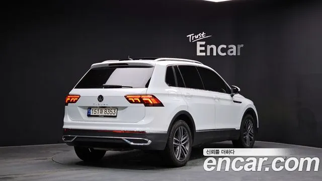 2023 Volkswagen Tiguan 2nd Gen 2.0 TDI Prestige Sold VIN WVGZZZ5N6PW078601 – trunk area