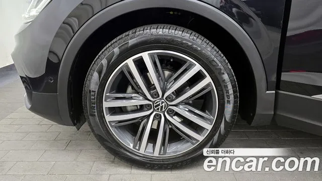 2023 Volkswagen Tiguan 2nd Gen 2.0 TDI Prestige Sold VIN WVGZZZ5N7PW018147 – photo 13 2023 Volkswagen Tiguan 2nd Gen 2.0 TDI Prestige Sold VIN WVGZZZ5N7PW018147 – photo 13