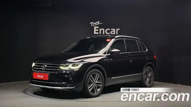 2023 Volkswagen Tiguan 2nd Gen 2.0 TDI Prestige Sold VIN WVGZZZ5N7PW020402 – rear exterior 2023 Volkswagen Tiguan 2nd Gen 2.0 TDI Prestige Sold VIN WVGZZZ5N7PW020402 – rear exterior