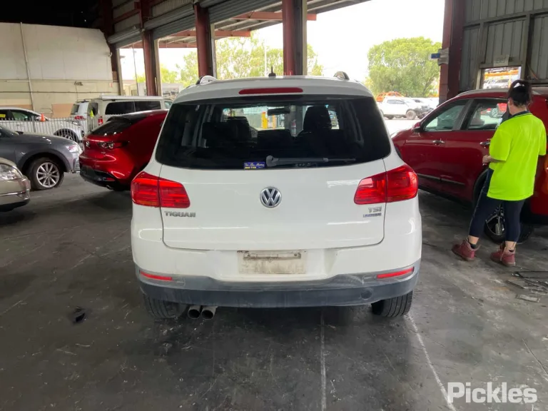 2014 Volkswagen Tiguan Damaged VIN WVGZZZ5NZEW019213 – photo 22