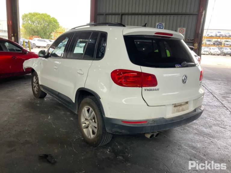 2014 Volkswagen Tiguan Damaged VIN WVGZZZ5NZEW019213 – photo 25