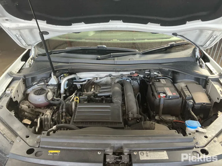 2017 Volkswagen Tiguan Used VIN WVGZZZ5NZHW809682 – rear exterior