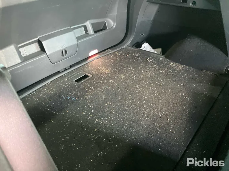 2017 Volkswagen Tiguan Used VIN WVGZZZ5NZJW826939 – interior seats