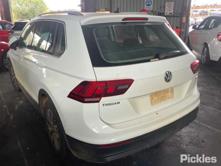 2018 Volkswagen Tiguan Damaged VIN WVGZZZ5NZJW906690 – photo 27 2018 Volkswagen Tiguan Damaged VIN WVGZZZ5NZJW906690 – photo 27