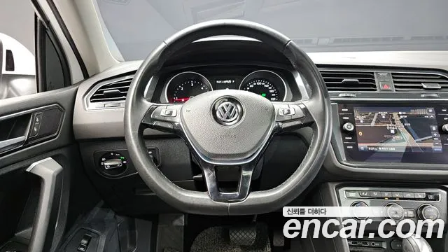 2018 Volkswagen Tiguan 2nd Gen 2.0 TDI Prestige Sold VIN WVGZZZ5NZJW926085 – photo 17 2018 Volkswagen Tiguan 2nd Gen 2.0 TDI Prestige Sold VIN WVGZZZ5NZJW926085 – photo 17