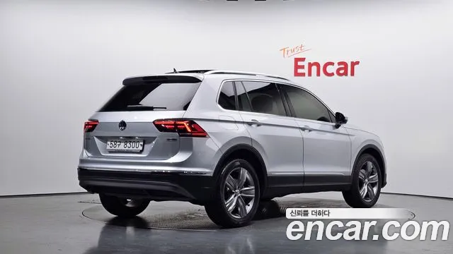 2018 Volkswagen Tiguan 2nd Gen 2.0 TDI 4Motion Prestige Sold VIN WVGZZZ5NZJW953959 – photo 12 2018 Volkswagen Tiguan 2nd Gen 2.0 TDI 4Motion Prestige Sold VIN WVGZZZ5NZJW953959 – photo 12