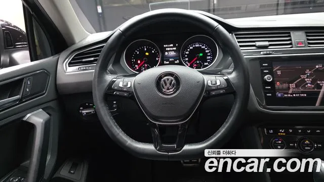 2018 Volkswagen Tiguan 2nd Gen 2.0 TDI Prestige Sold VIN WVGZZZ5NZJW964240 – interior seats