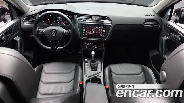 2018 Volkswagen Tiguan 2nd Gen 2.0 TDI Prestige Sold VIN WVGZZZ5NZJW964240 – engine bay
