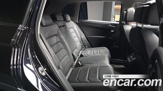 2018 Volkswagen Tiguan 2nd Gen 2.0 TDI Prestige Sold VIN WVGZZZ5NZJW964240 – photo 16