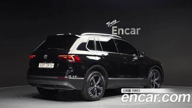 2018 Volkswagen Tiguan 2nd Gen 2.0 TDI Prestige Sold VIN WVGZZZ5NZJW964240 – photo 30