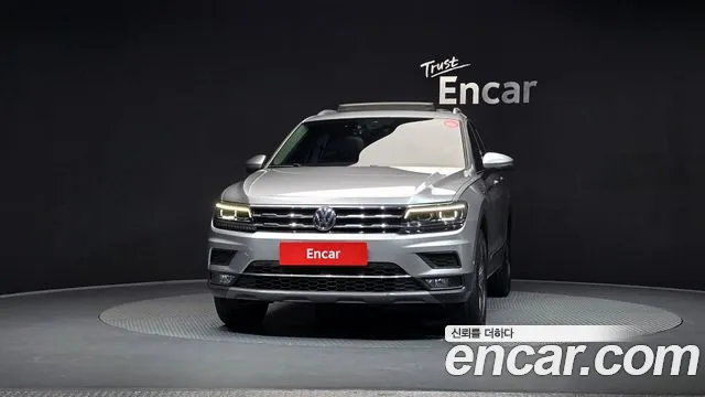 2020 Volkswagen Tiguan Allspace 2.0 TDI Prestige Sold VIN WVGZZZ5NZLM176491 – trunk area 2020 Volkswagen Tiguan Allspace 2.0 TDI Prestige Sold VIN WVGZZZ5NZLM176491 – trunk area