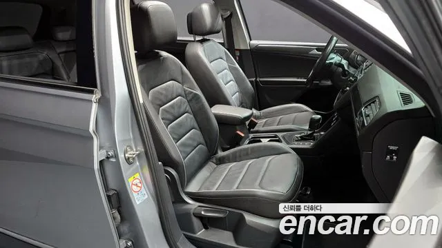 2020 Volkswagen Tiguan Allspace 2.0 TDI Prestige Sold VIN WVGZZZ5NZLM176491 – photo 11 2020 Volkswagen Tiguan Allspace 2.0 TDI Prestige Sold VIN WVGZZZ5NZLM176491 – photo 11