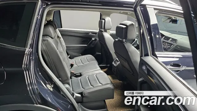 2020 Volkswagen Tiguan Allspace 2.0 TDI Prestige Sold VIN WVGZZZ5NZLM178376 – photo 12 2020 Volkswagen Tiguan Allspace 2.0 TDI Prestige Sold VIN WVGZZZ5NZLM178376 – photo 12