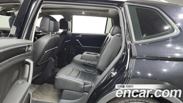 2020 Volkswagen Tiguan Allspace 2.0 TDI Prestige Sold VIN WVGZZZ5NZLM180727 – side profile 2020 Volkswagen Tiguan Allspace 2.0 TDI Prestige Sold VIN WVGZZZ5NZLM180727 – side profile