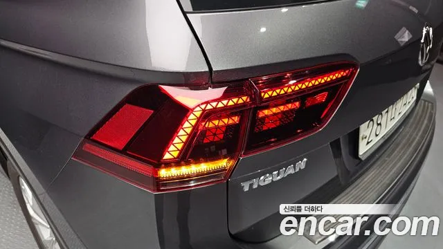 2020 Volkswagen Tiguan 2nd Gen 2.0 TDI Premium VIN WVGZZZ5NZLW320916