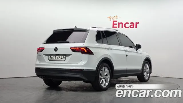 2020 Volkswagen Tiguan 2nd Gen 2.0 TDI Premium Sold VIN WVGZZZ5NZLW807283 – dashboard 2020 Volkswagen Tiguan 2nd Gen 2.0 TDI Premium Sold VIN WVGZZZ5NZLW807283 – dashboard
