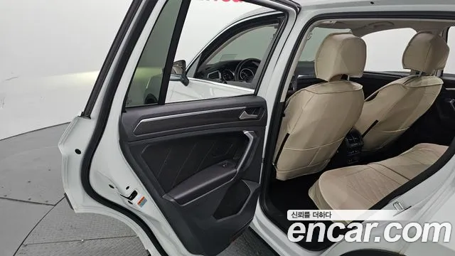 2020 Volkswagen Tiguan 2nd Gen 2.0 TDI Prestige Sold VIN WVGZZZ5NZLW817679 – photo 18