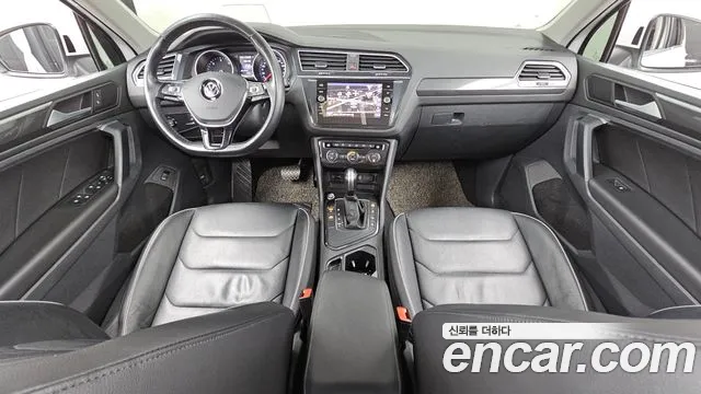 2020 Volkswagen Tiguan 2nd Gen 2.0 Tdi Prestige Sold VIN WVGZZZ5NZLW856770 – front exterior