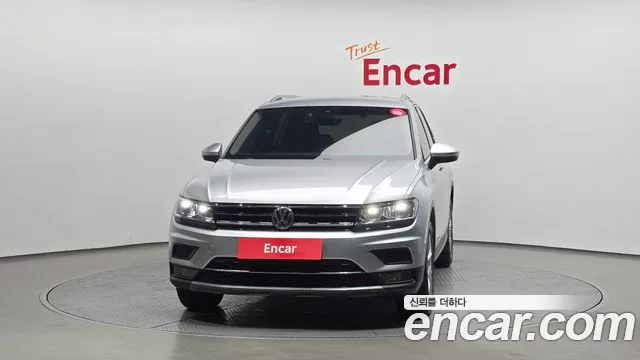 2020 Volkswagen Tiguan 2nd Gen 2.0 TDI Premium Sold VIN WVGZZZ5NZLW861196 – photo 38 2020 Volkswagen Tiguan 2nd Gen 2.0 TDI Premium Sold VIN WVGZZZ5NZLW861196 – photo 38