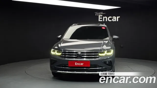 2021 Volkswagen Tiguan 2nd Gen 2.0 TDI Prestige Sold VIN WVGZZZ5NZMW542776 – dashboard
