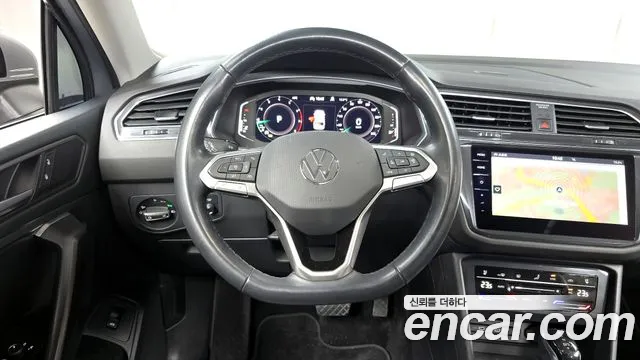 2022 Volkswagen Tiguan Allspace 2.0 TSI Prestige Sold VIN WVGZZZ5NZNM121515 – photo 18 2022 Volkswagen Tiguan Allspace 2.0 TSI Prestige Sold VIN WVGZZZ5NZNM121515 – photo 18
