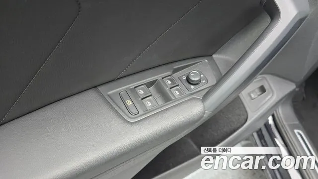 2022 Volkswagen Tiguan 2nd Gen 2.0 TDI Prestige Sold VIN WVGZZZ5NZNW009173 – trunk area 2022 Volkswagen Tiguan 2nd Gen 2.0 TDI Prestige Sold VIN WVGZZZ5NZNW009173 – trunk area
