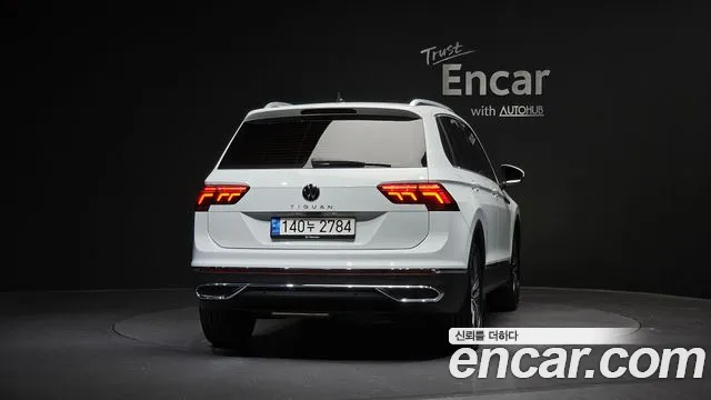2022 Volkswagen Tiguan 2nd Gen 2.0 TDI Prestige Sold VIN WVGZZZ5NZNW009277 – interior seats 2022 Volkswagen Tiguan 2nd Gen 2.0 TDI Prestige Sold VIN WVGZZZ5NZNW009277 – interior seats