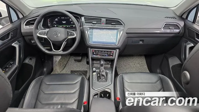2022 Volkswagen Tiguan 2nd Gen 2.0 TDI Prestige Sold VIN WVGZZZ5NZNW026038 – interior seats 2022 Volkswagen Tiguan 2nd Gen 2.0 TDI Prestige Sold VIN WVGZZZ5NZNW026038 – interior seats