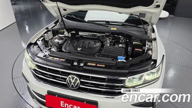 2022 Volkswagen Tiguan 2nd Gen 2.0 TDI Prestige Sold VIN WVGZZZ5NZNW026038 – photo 13 2022 Volkswagen Tiguan 2nd Gen 2.0 TDI Prestige Sold VIN WVGZZZ5NZNW026038 – photo 13
