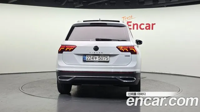 2022 Volkswagen Tiguan 2nd Gen 2.0 TDI 4Motion Prestige Sold VIN WVGZZZ5NZNW066460 – exterior detail 2022 Volkswagen Tiguan 2nd Gen 2.0 TDI 4Motion Prestige Sold VIN WVGZZZ5NZNW066460 – exterior detail