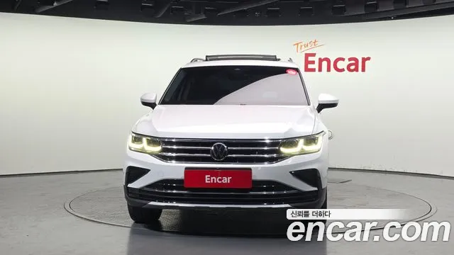 2022 Volkswagen Tiguan 2nd Gen 2.0 TDI 4Motion Prestige Sold VIN WVGZZZ5NZNW066460 – photo 16 2022 Volkswagen Tiguan 2nd Gen 2.0 TDI 4Motion Prestige Sold VIN WVGZZZ5NZNW066460 – photo 16