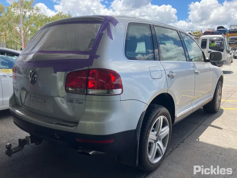 2005 Volkswagen Touareg Damaged VIN WVGZZZ7LZ5D061240 – photo 12
