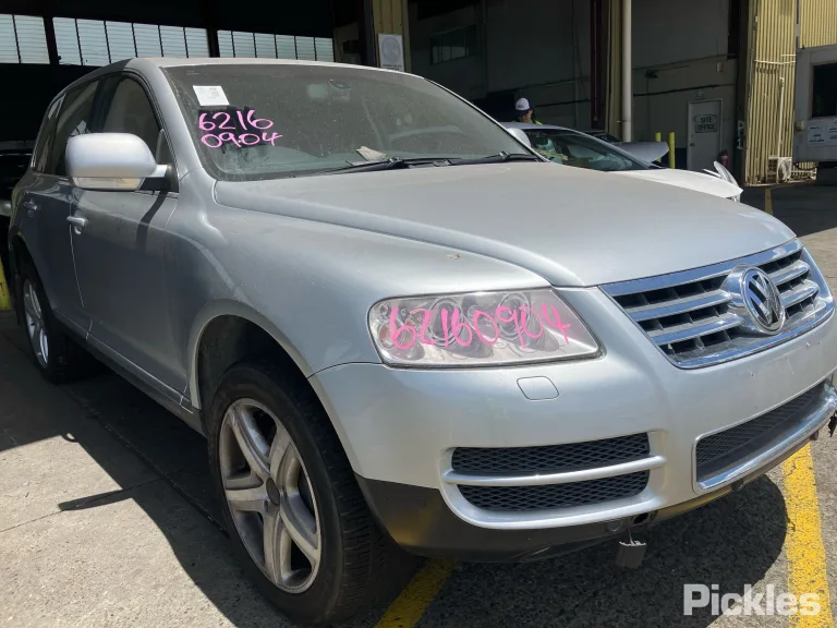 2005 Volkswagen Touareg Damaged VIN WVGZZZ7LZ5D061240 – photo 24