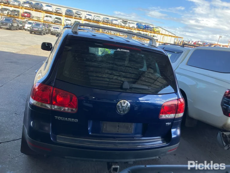 2005 Volkswagen Touareg Damaged VIN WVGZZZ7LZ5D065996 – photo 17