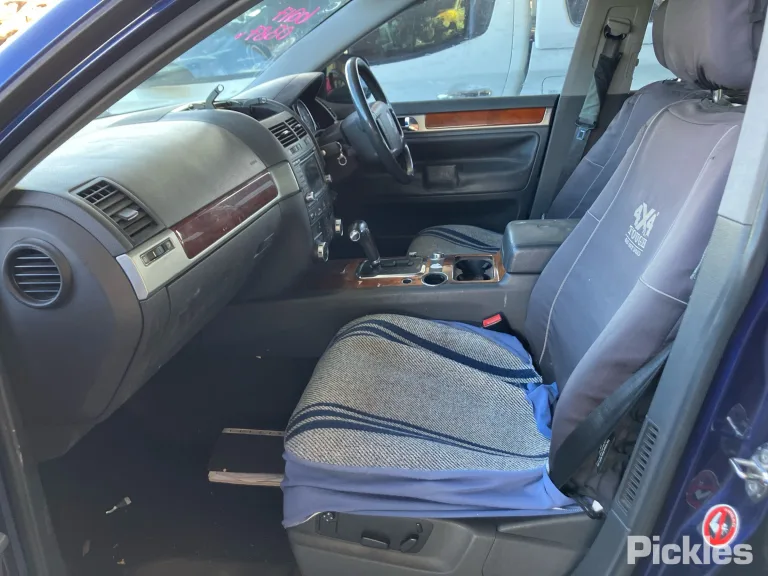 2005 Volkswagen Touareg Damaged VIN WVGZZZ7LZ5D065996 – photo 20