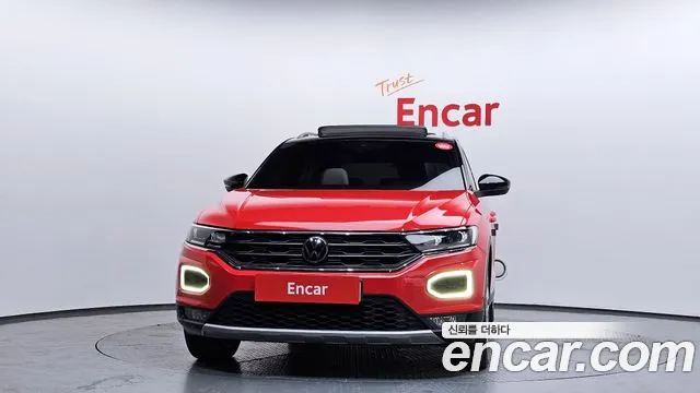 2022 Volkswagen T-Roc 2.0 TDI Prestige Sold VIN WVGZZZA11ZNV04915 – engine bay