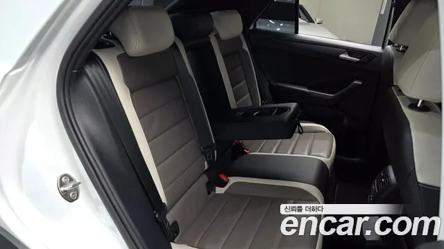2021 Volkswagen T-Roc 2.0 TDI Prestige Sold VIN WVGZZZA1ZMV029473 – dashboard