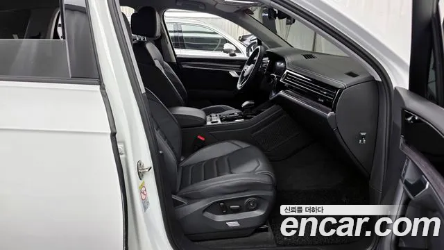 2023 Volkswagen Touareg 3rd Gen 3.0 TDI Premium Sold VIN WVGZZZCR2PD010541 – photo 20