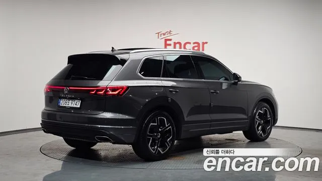 2024 Volkswagen Touareg 3rd Gen 3.0 TDI Prestige Sold VIN WVGZZZCR4RD013430 – trunk area