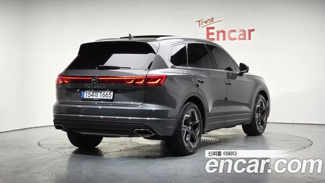 2024 Volkswagen Touareg 3rd Gen 3.0 TDI Prestige Sold VIN WVGZZZCR9RD022690 – photo 20