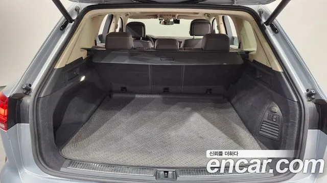 2020 Volkswagen Touareg 3rd Gen 3.0 TDI Prestige Sold VIN WVGZZZCRZLD021789 – engine bay