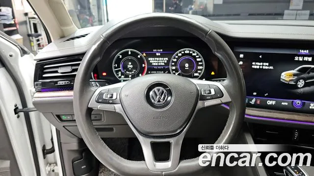 2020 Volkswagen Touareg 3rd Gen 3.0 TDI Prestige Sold VIN WVGZZZCRZLD029006 – photo 19 2020 Volkswagen Touareg 3rd Gen 3.0 TDI Prestige Sold VIN WVGZZZCRZLD029006 – photo 19