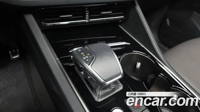 2021 Volkswagen Touareg 3rd Gen 3.0 TDI R-Line Sold VIN WVGZZZCRZMD003097 – exterior detail