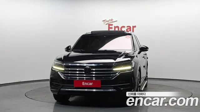 2021 Volkswagen Touareg 3rd Gen 3.0 TDI R-Line Sold VIN WVGZZZCRZMD003097 – photo 16