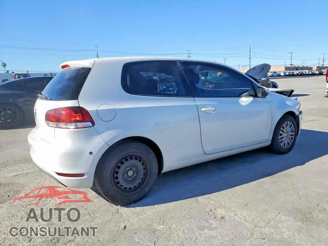 2010 VOLKSWAGEN GOLF Damaged VIN WVWBB7AJ6AW303575 – side profile 2010 VOLKSWAGEN GOLF Damaged VIN WVWBB7AJ6AW303575 – side profile